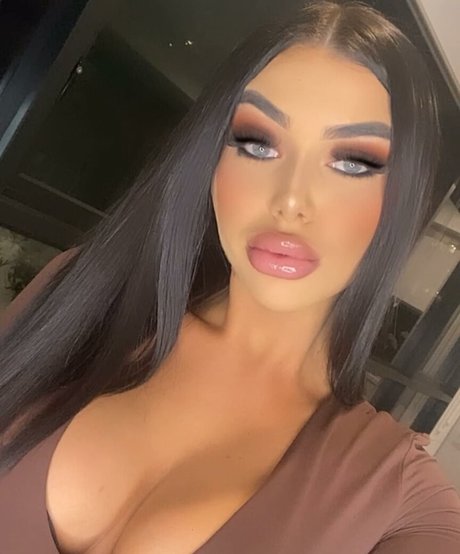 Erin Gray nice model pic