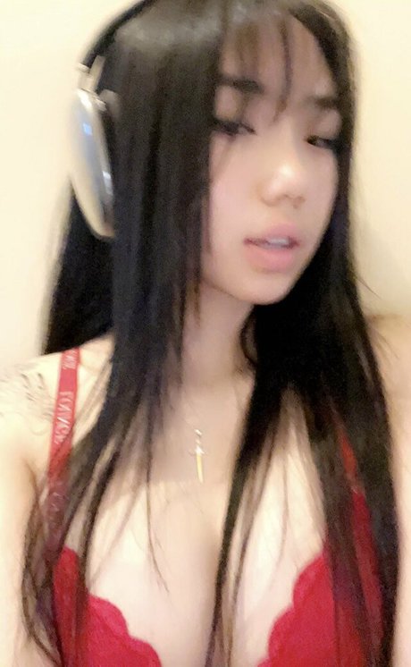 Joyy li model exclusive pics