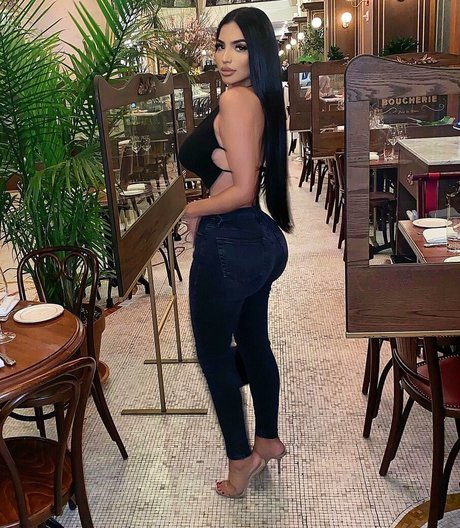 Kathleen Molina model porn gallery