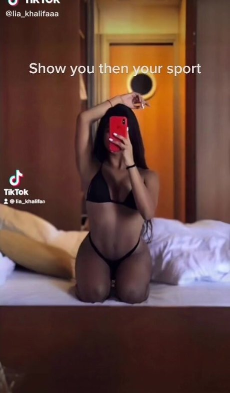 Lia Barlev star art images