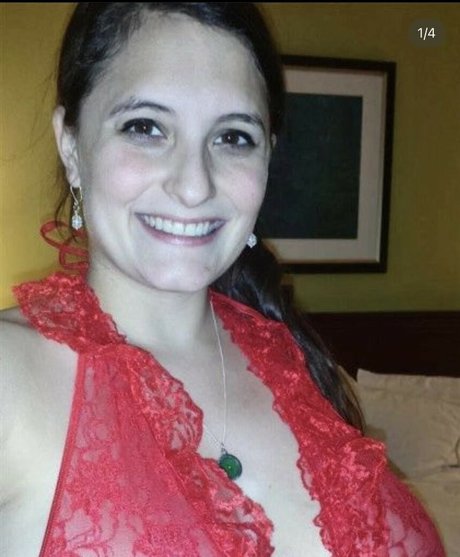 Avery Millah sex model archive