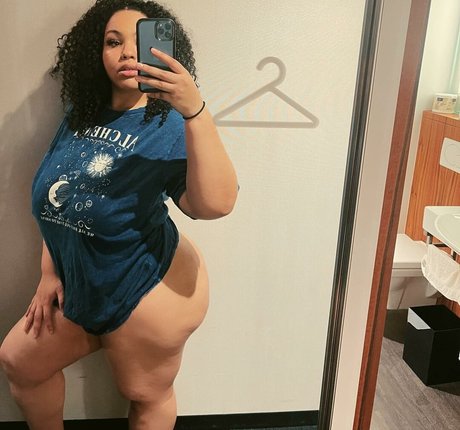 Tanya Mayenge Profile pic