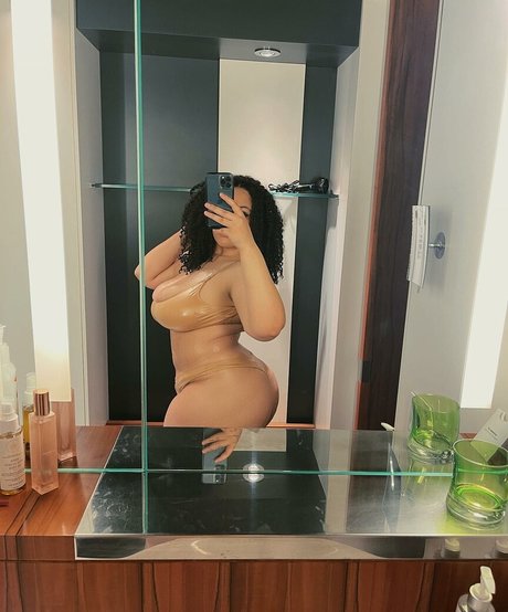 Tanya Mayenge nice actress gallery