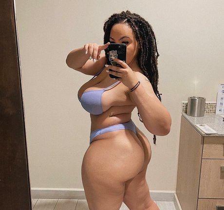 Tanya Mayenge top star pic