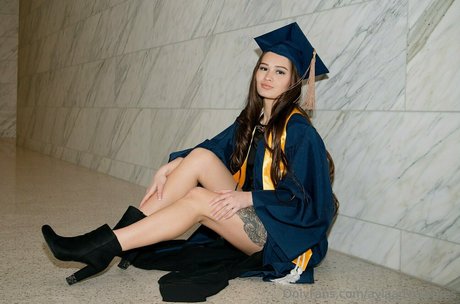 aylaadventures pornstar hot image