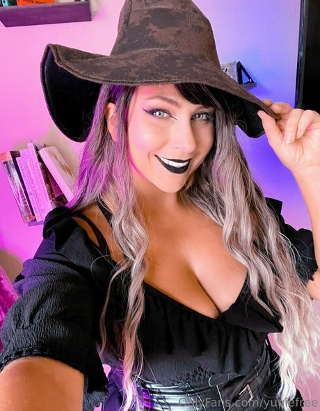 yuuiefree sex model picture