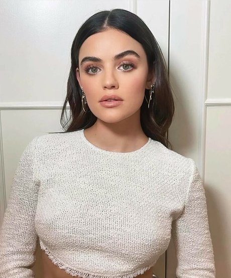 Lucy Hale art actress pics