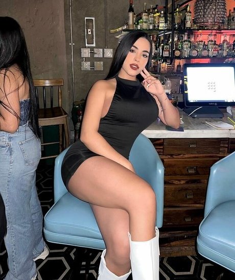 Gemeas Abello nude pornstar photo