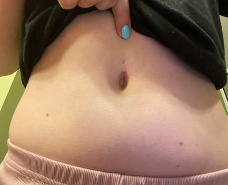 bellymodel2 art model photo