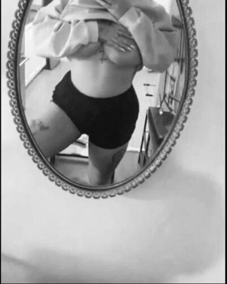 melonsandtatts xxx actress archive