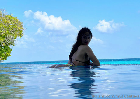 lapetiteva adult star galleries