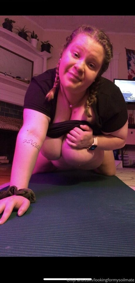 lookingformysoilmate model nude images