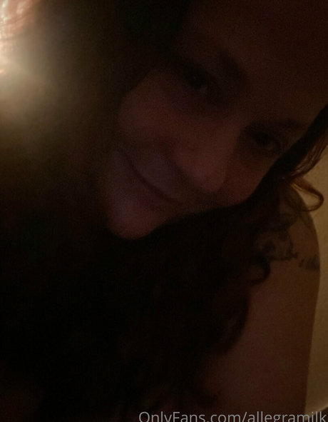 allegramilk free model pic