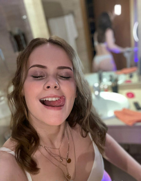 amyxwilson perfect actress photos