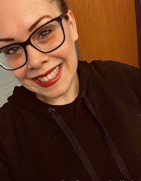 jeniferfur adult model galleries