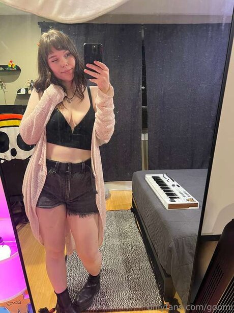 goomi pornographic star pictures