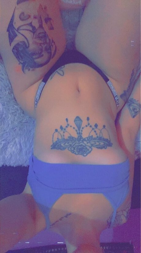 Brooke Ogden pretty star image