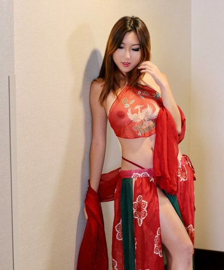 instasunnyyy free actress image