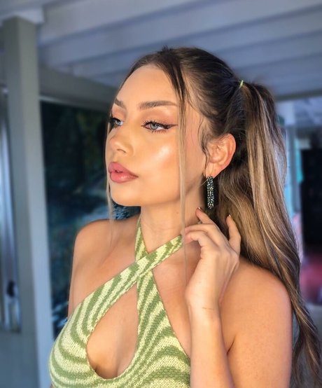 trivitv star high quality pic