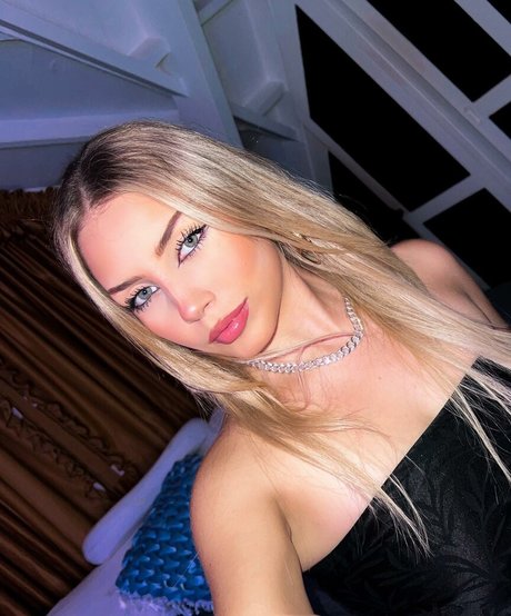 trivitv nude pornstar pics