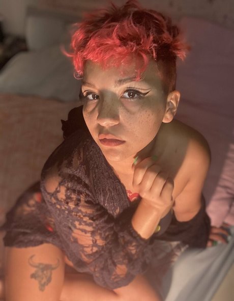 freeblazybrat model nudes photos