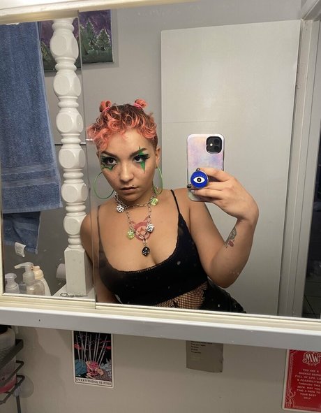 freeblazybrat star nudes archive