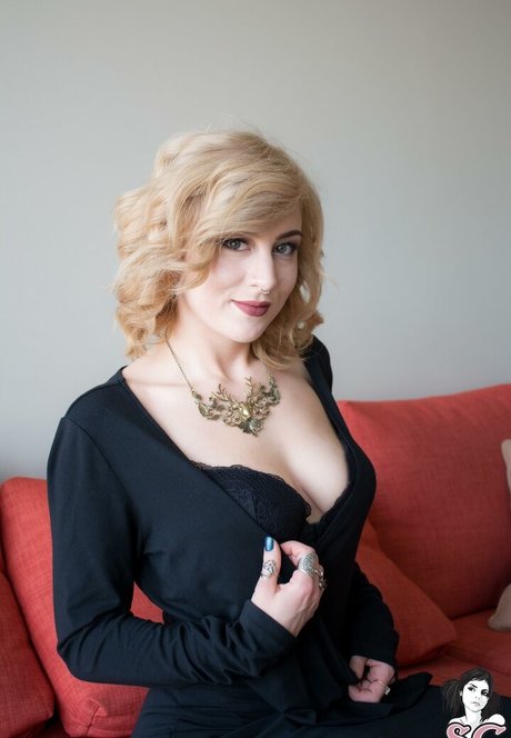 Moonchiild model xxx photo