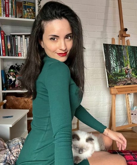 Kafkanya hot model pictures