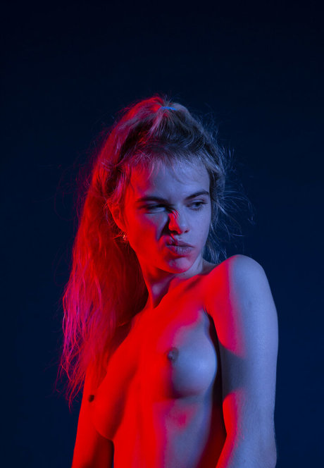 Grafit Studio model nice photo