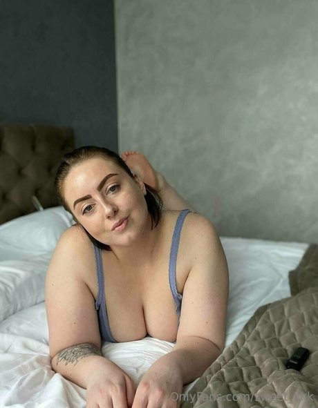 Sweet Buns pornstar hd images