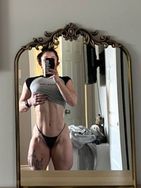 Dgeorgiee naked pornstar gallery