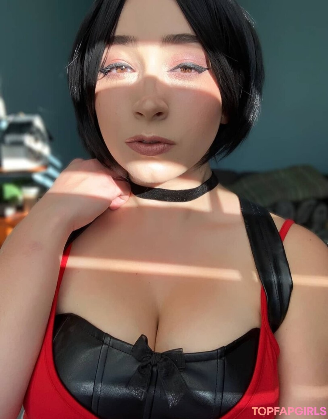 AimzAtchu sexy model img