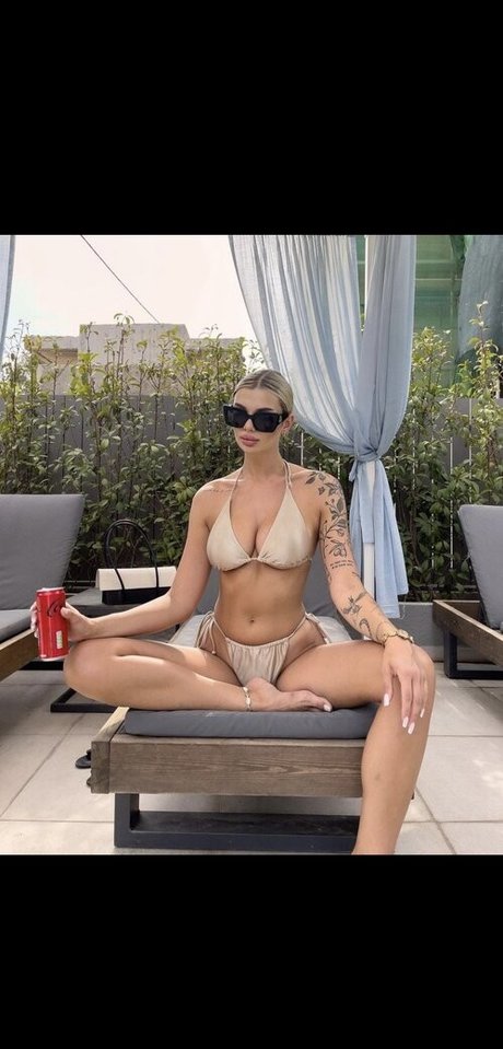 Madziula exclusive model pics