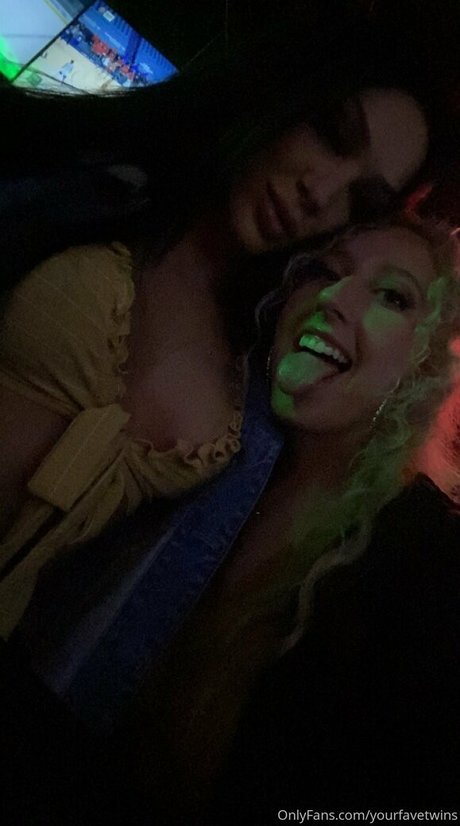 yourfavehippie pornstar erotic image