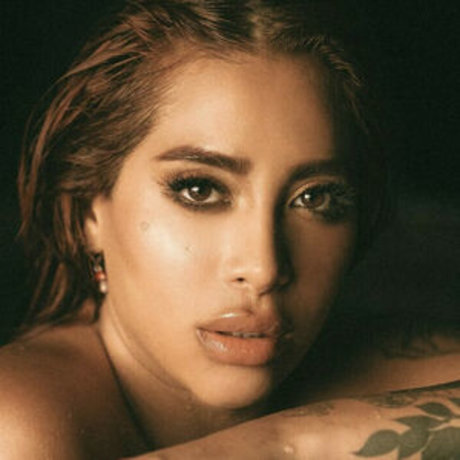 Kim Shantal model porn picture