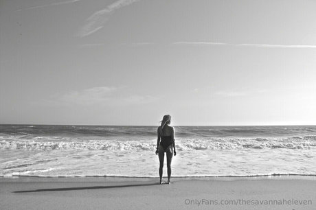 Aurora Rae pretty model gallery