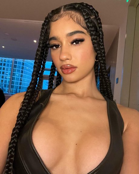 Lala Baptiste beautiful actress image