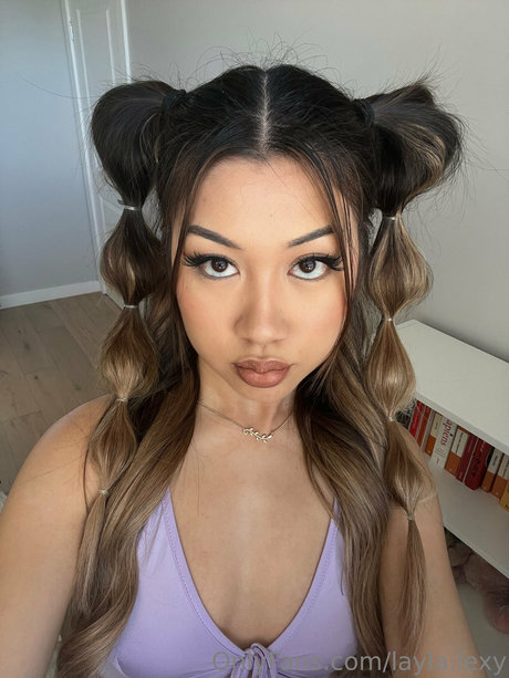 Layla Lexy pretty pornstar img