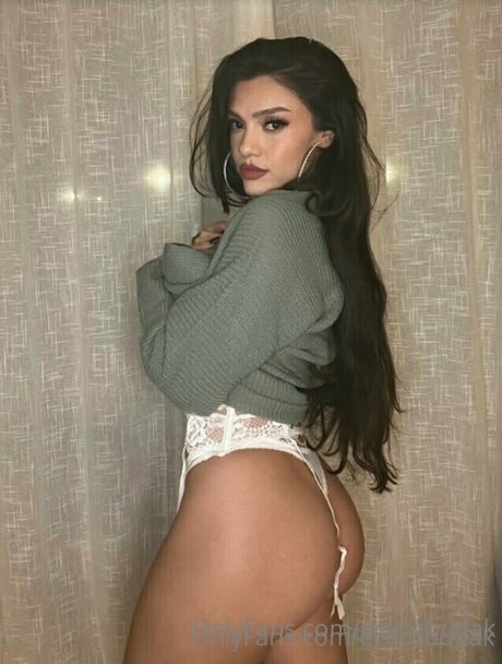 Eceozbudak model adult galleries