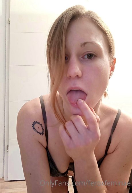 white shemale onlyfans xxx picture