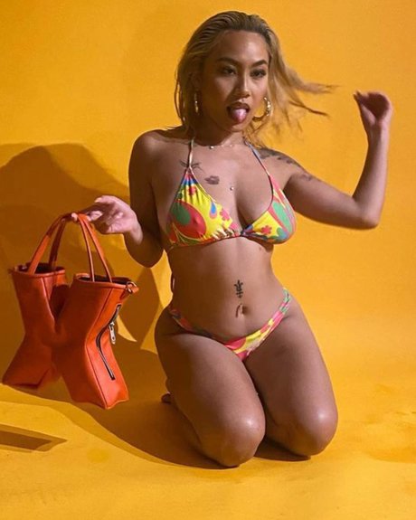 Victoria Kuang_ pretty pornstar pictures