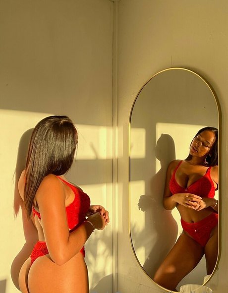 Bayliebleu sexy star galleries