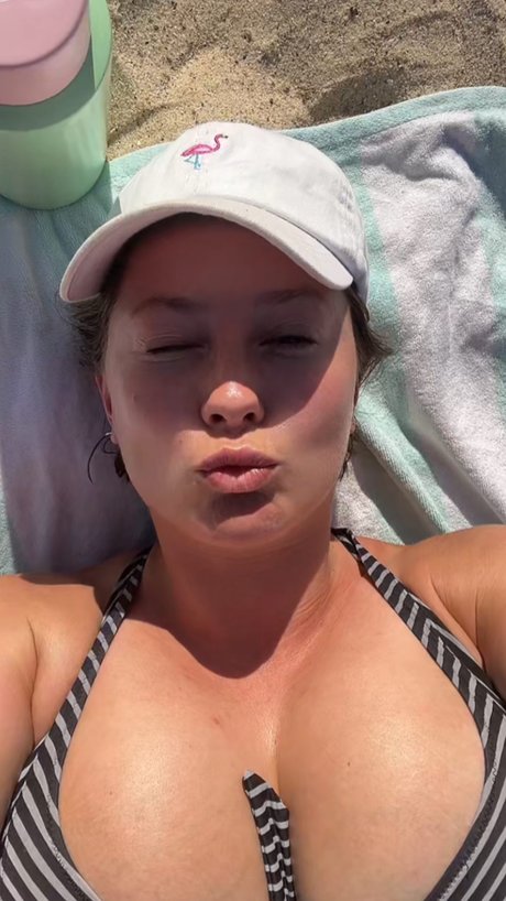 Bel Larcombe pornstar naked image