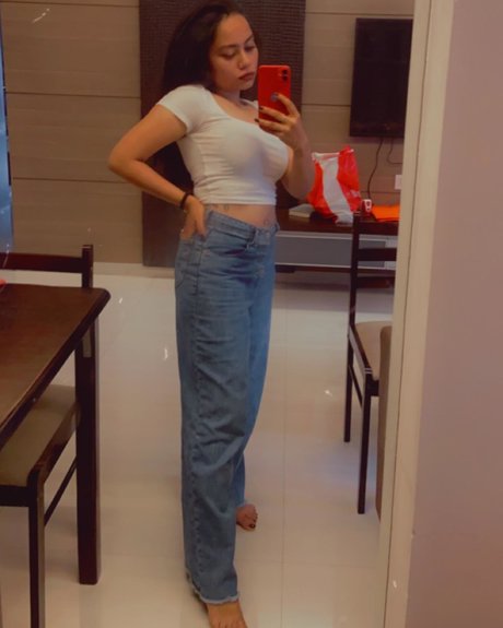 Estcy star erotic pics