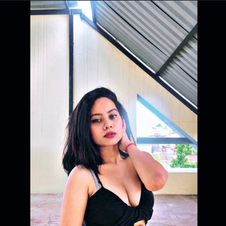 Estcy model sexy img