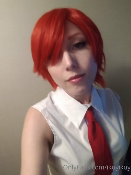 Ikuy Cosplayer naked actress picture