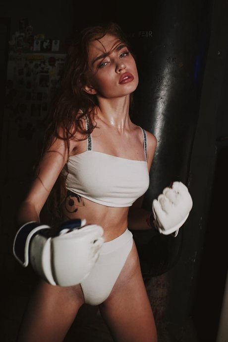 Renata Ri model nice pics