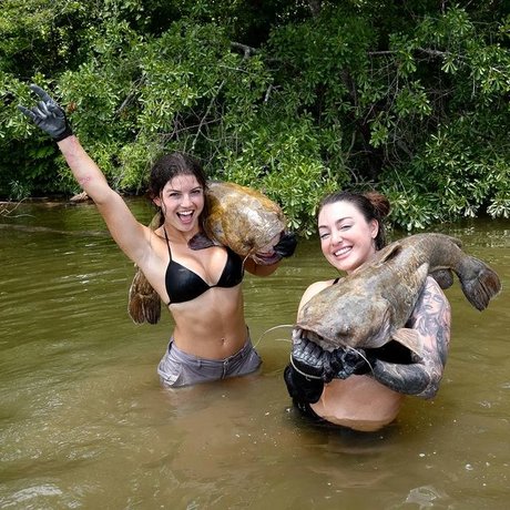 Hannah Barron sex actress images