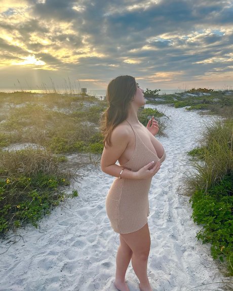 Colleen Sheehan pretty model images