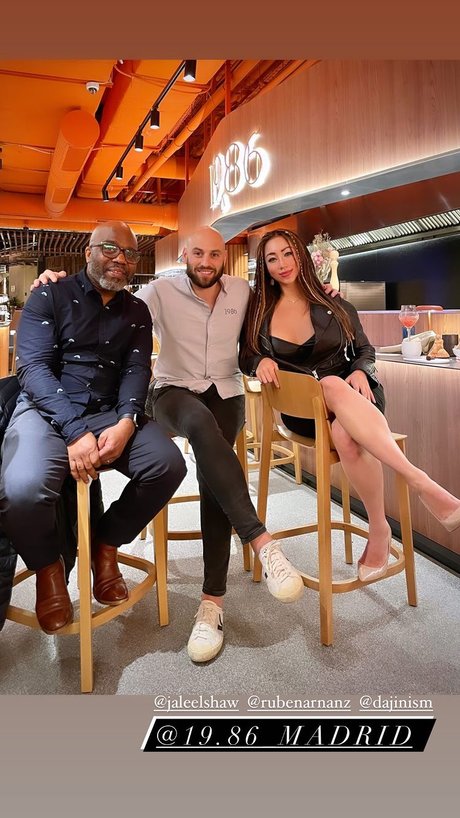 Dajin pornstar sexy pics